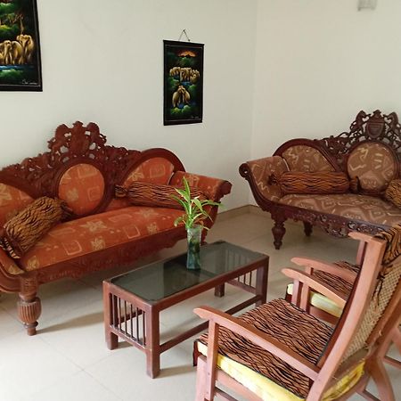 Larn'S Villa Hotel & Apartment 瓦都瓦 外观 照片