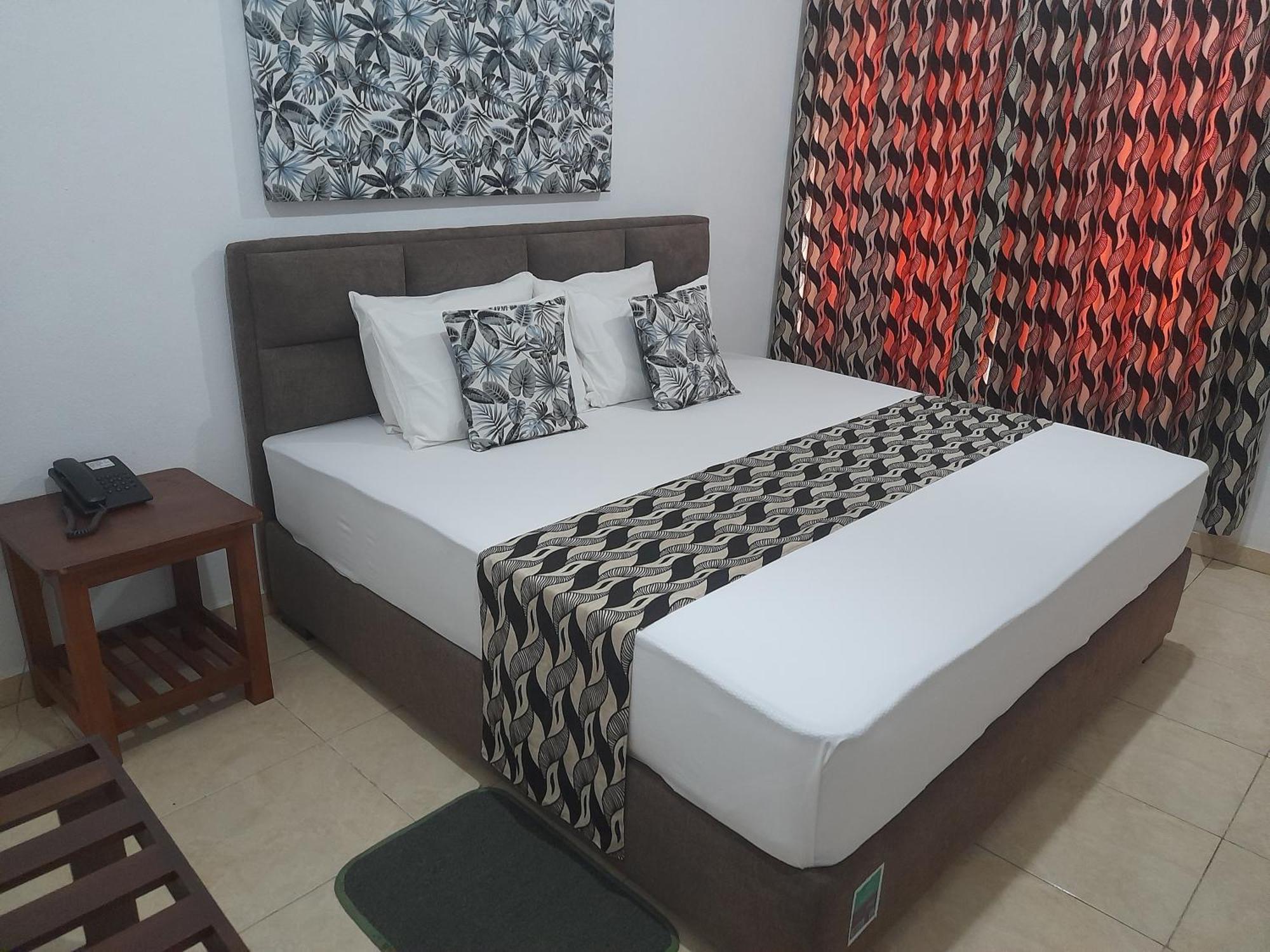 Larn'S Villa Hotel & Apartment 瓦都瓦 外观 照片