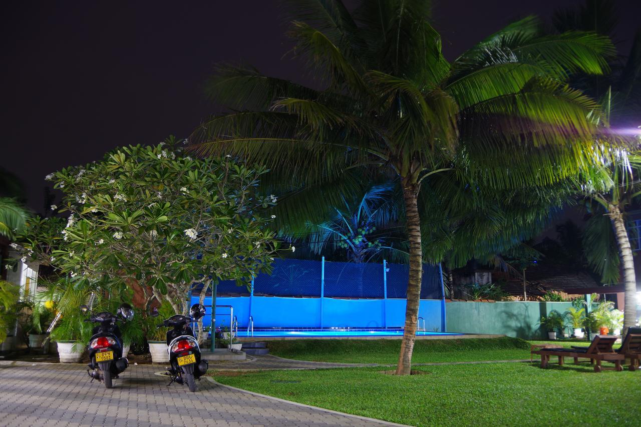 Larn'S Villa Hotel & Apartment 瓦都瓦 外观 照片